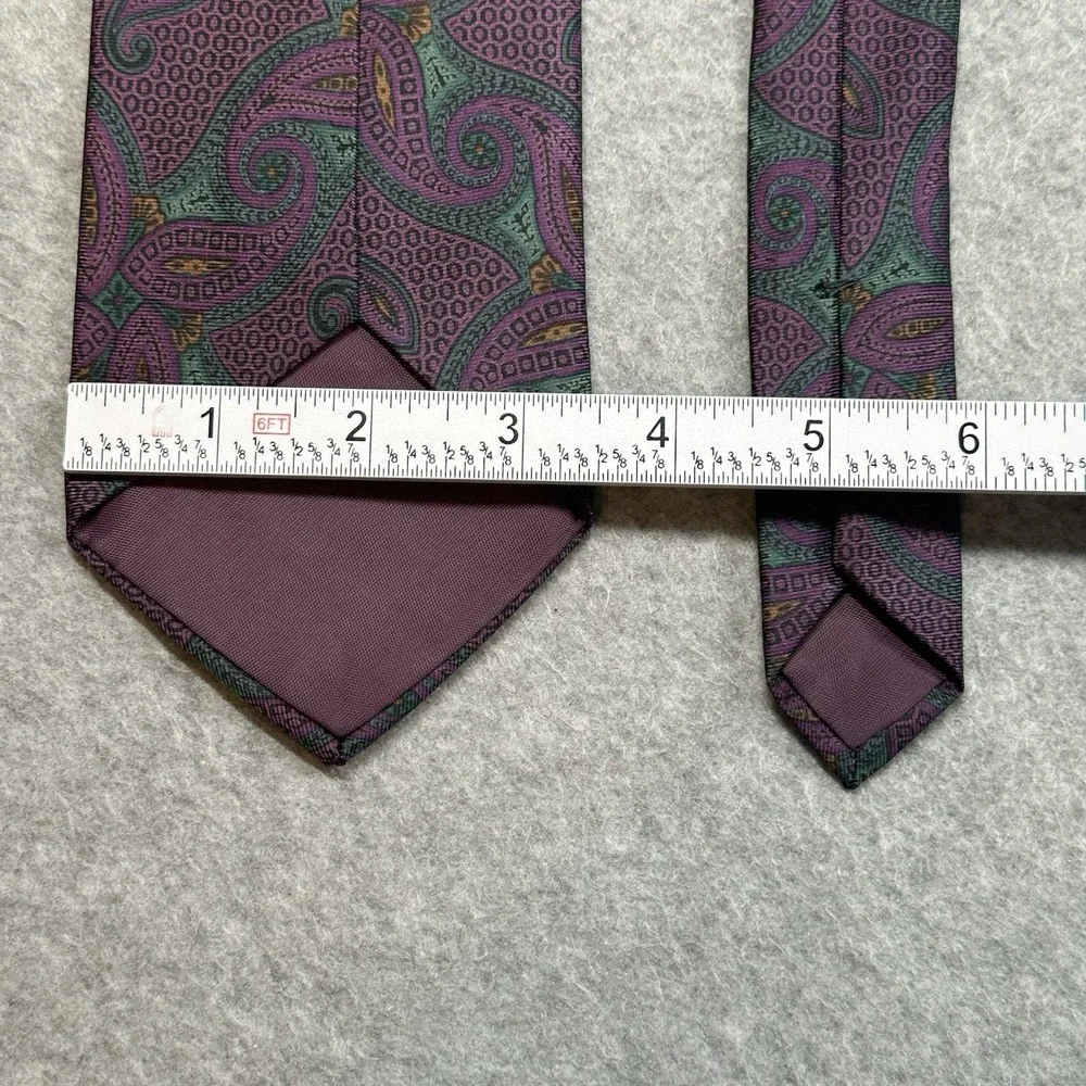 Vintage Guy Laroche Silk Tie Purple Green Paisley Designer Necktie‎ USA 56x3.4